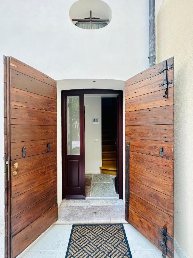 Ca' Degli Uberti Dimora Storica Apartment เตรวิโซ ภายนอก รูปภาพ