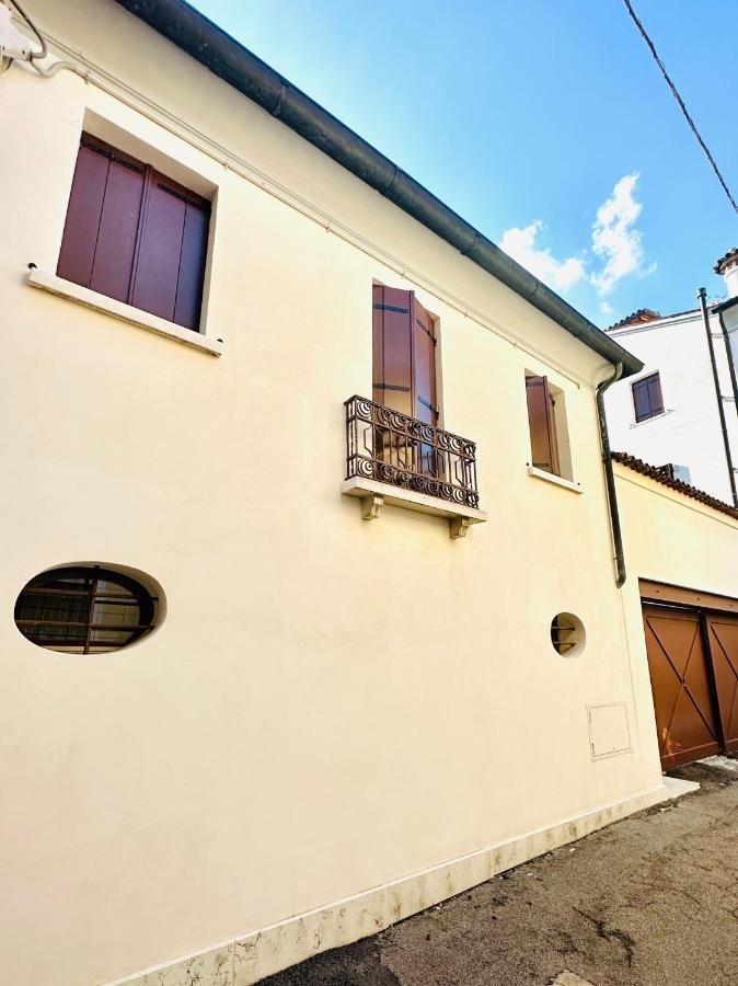Ca' Degli Uberti Dimora Storica Apartment เตรวิโซ ภายนอก รูปภาพ