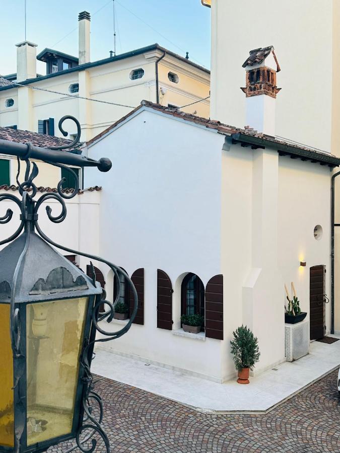 Ca' Degli Uberti Dimora Storica Apartment เตรวิโซ ภายนอก รูปภาพ
