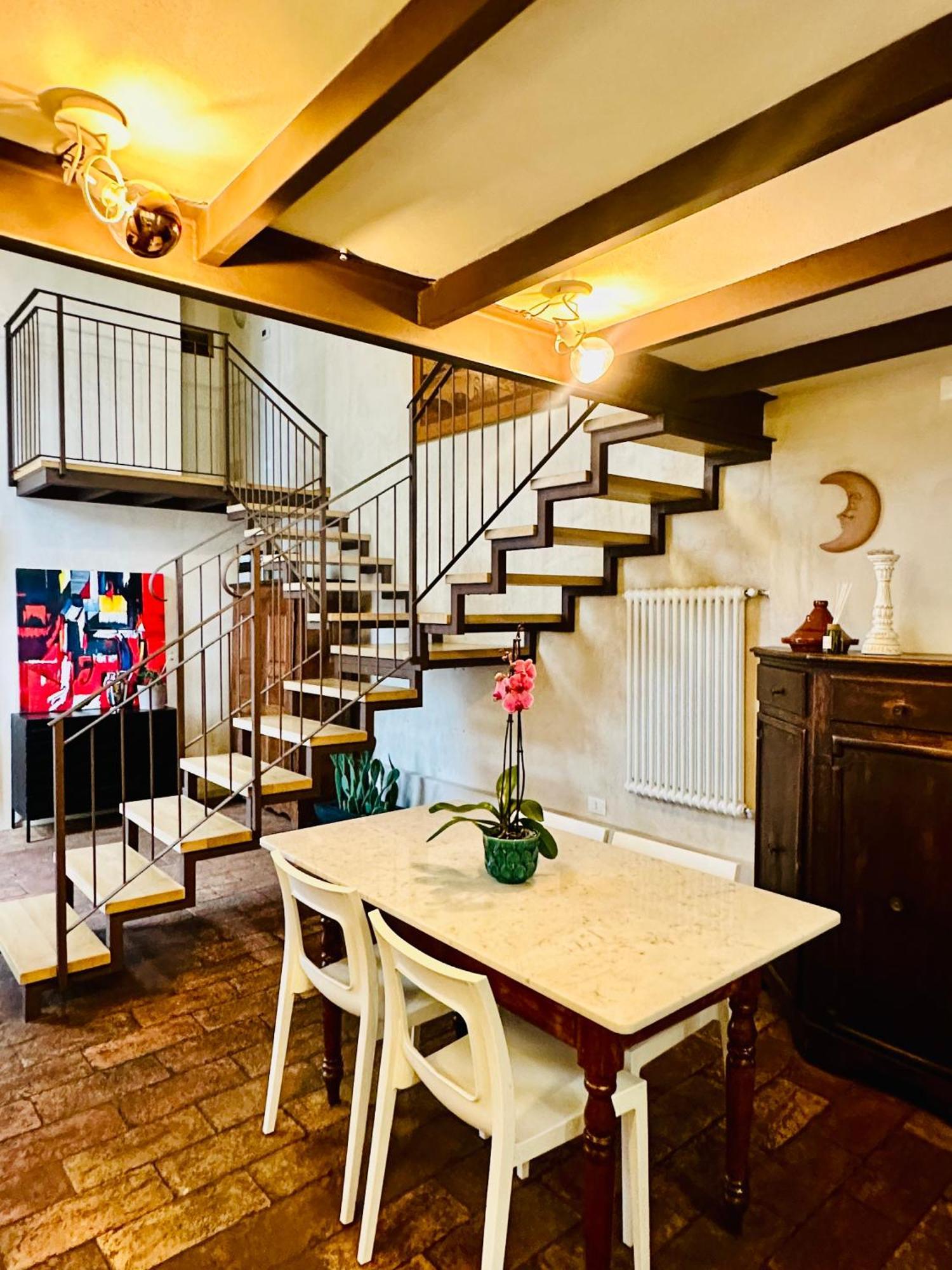 Ca' Degli Uberti Dimora Storica Apartment เตรวิโซ ภายนอก รูปภาพ